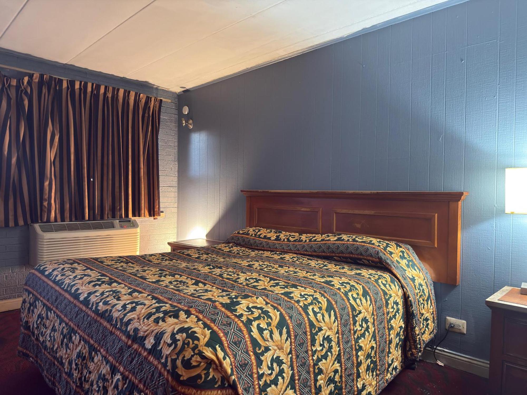 Admiral Motel By Oyo Chicago I-94 Экстерьер фото